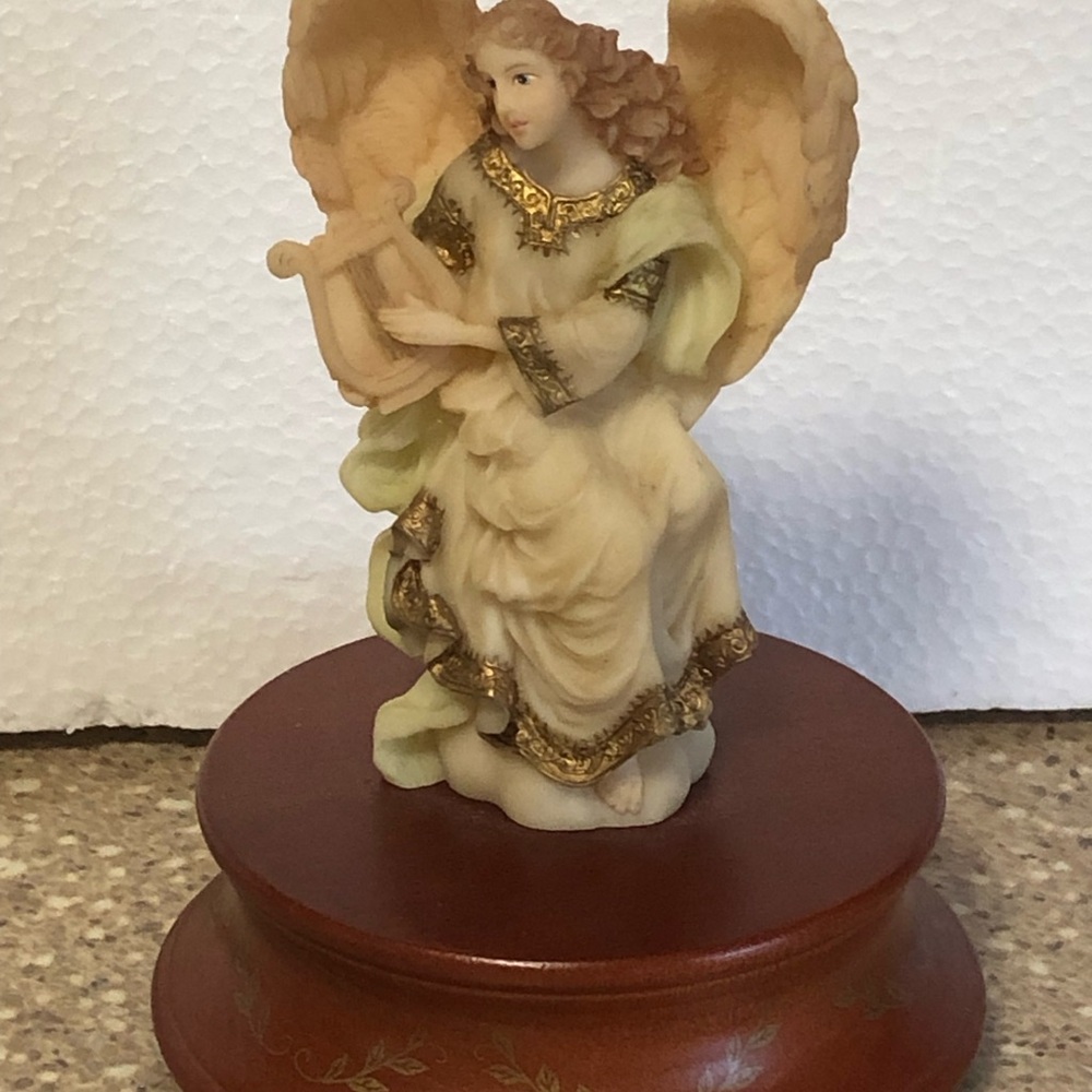 Seraphim Classics “Cymbeline” Angel Figurine 1996 Roman Limited Ed